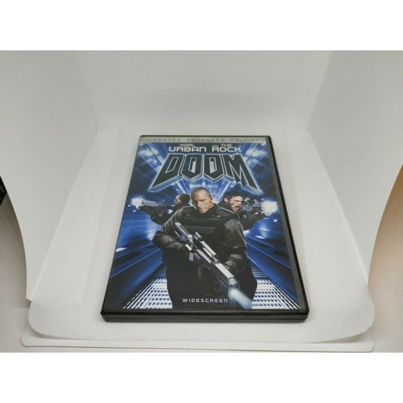 Doom (Unrated Widescreen Edition) - DVD By Dwayne 'The Rock' Johnson - VERY GOOD - Picture 1 of 4